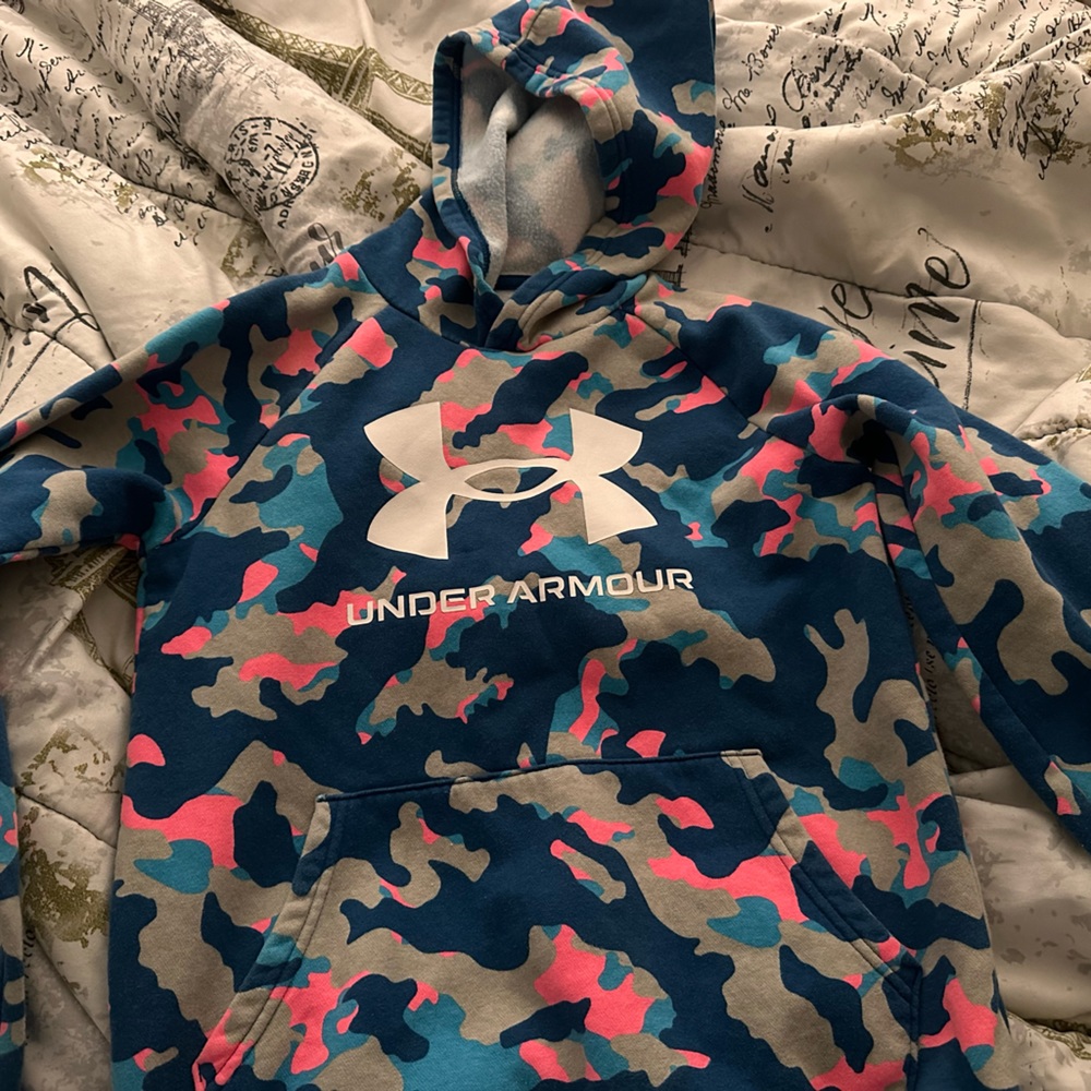 Youth Under Armour Pullover
